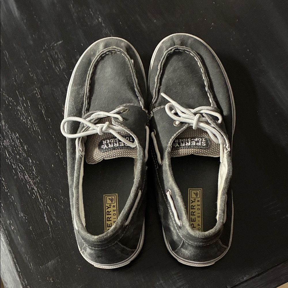 Sperry topsides